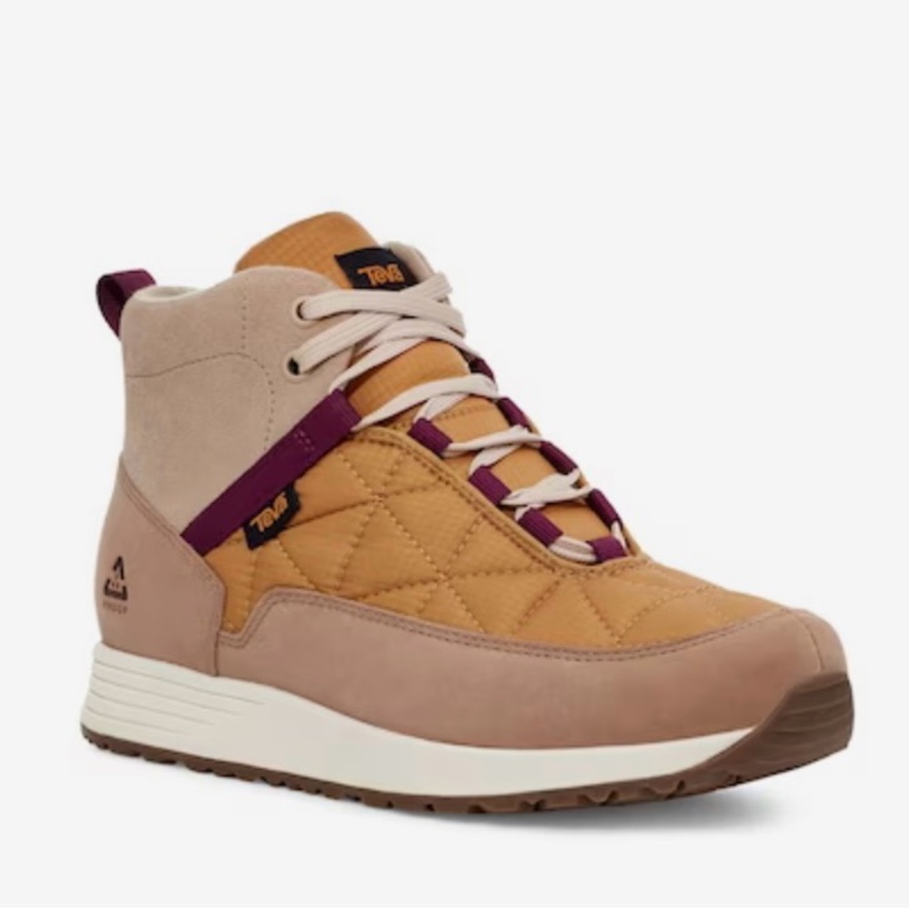 Teva Women’s ReEmber Commuter Boot